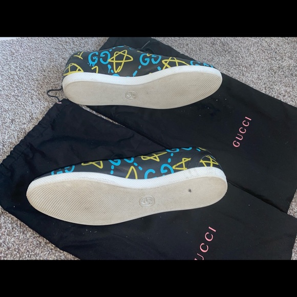 🎀GUCCI🎀AUTHENTIC AND LIMITED EDITION SNEAKERS 🎀 - Picture 3 of 8